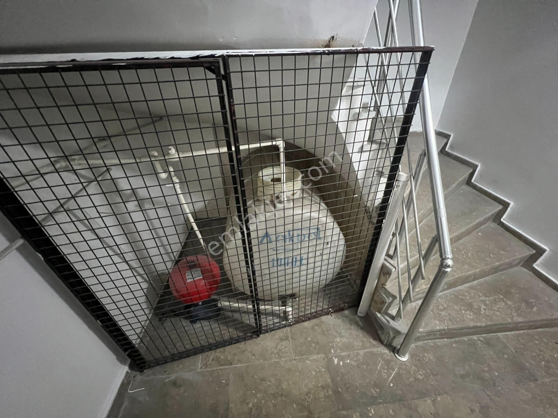 Mahmutbey'de 498 M² Komple Kiralık Bina İş Merkezi - Görsel 15