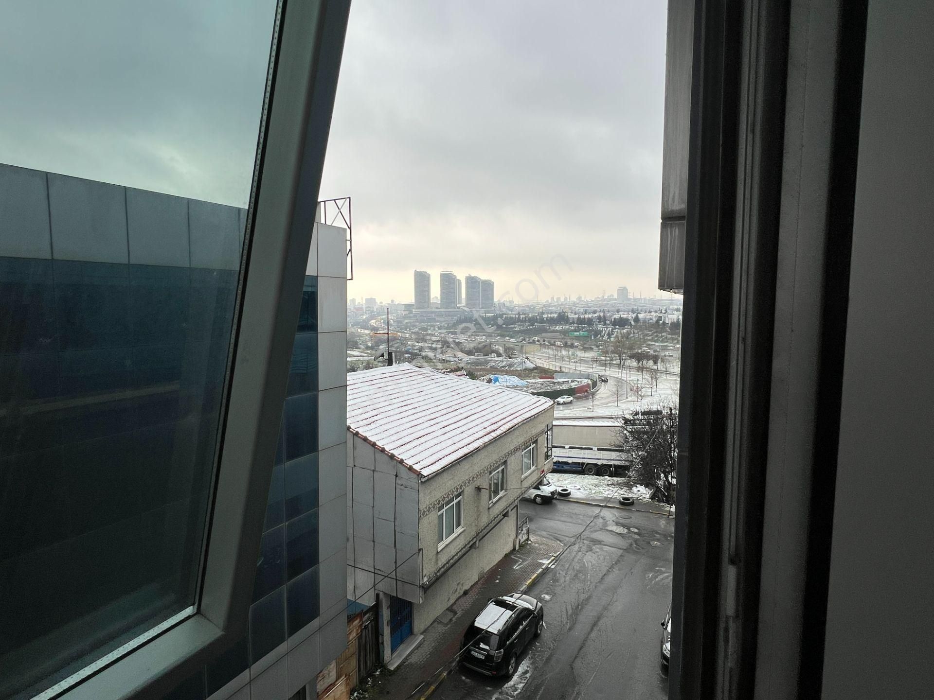 Mahmutbey'de 498 M² Komple Kiralık Bina İş Merkezi - Görsel 10