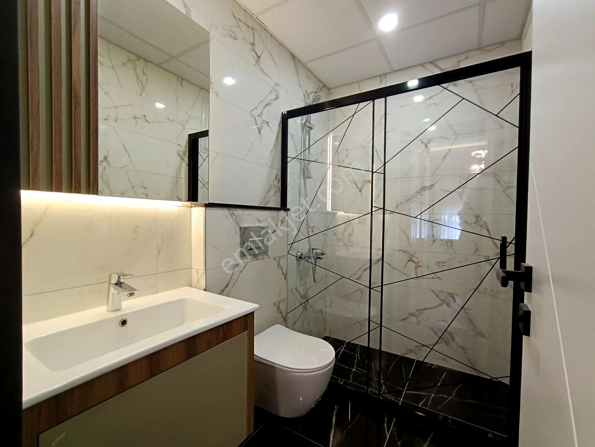 Kuşadası’nda Havuzlu Sitede 2+1 Daire… - Görsel 16