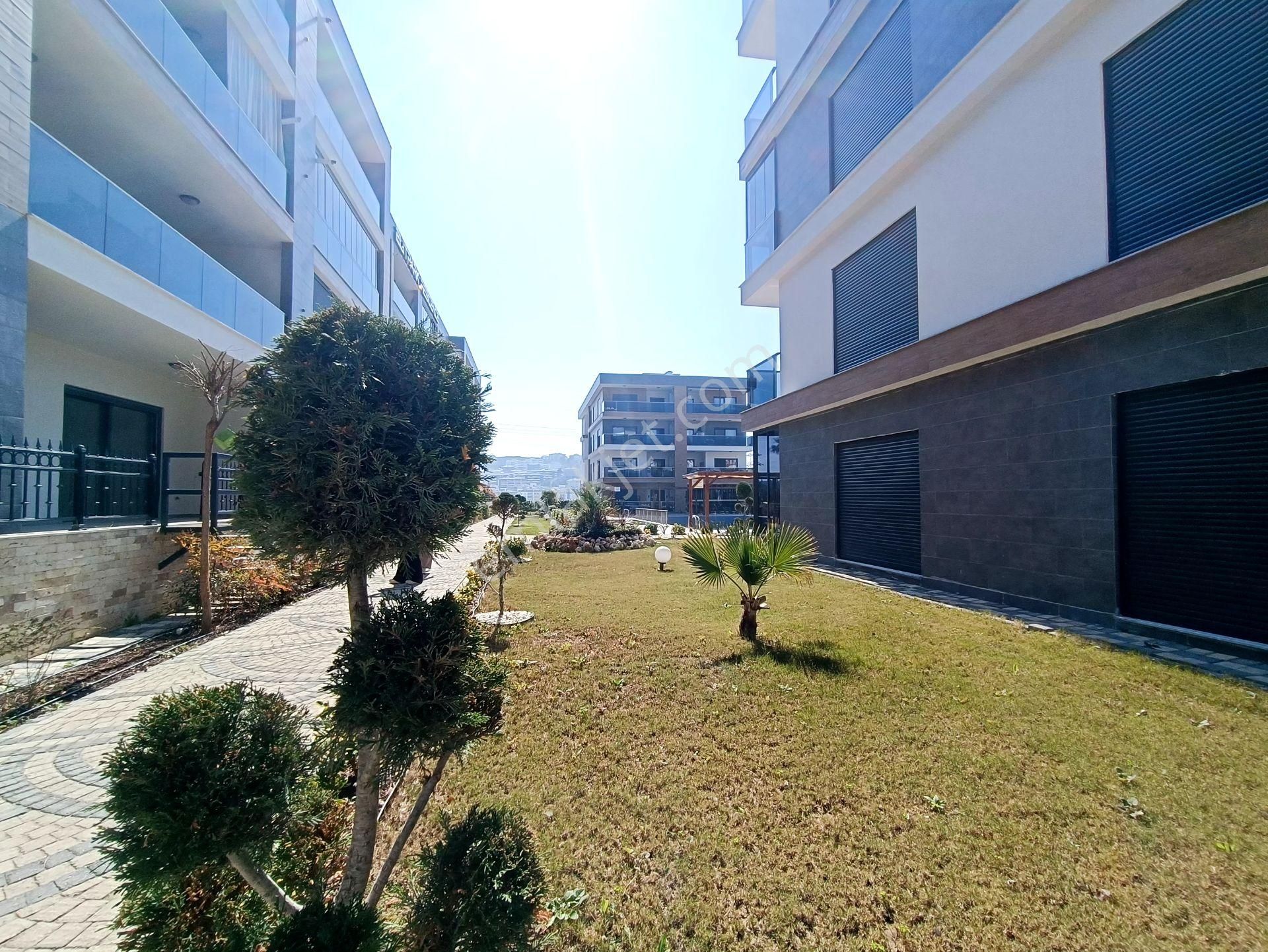 Kuşadası’nda Özel Havuzlu, Kapalı Otoparklı Sitede 3+1 Daire… - Görsel 20