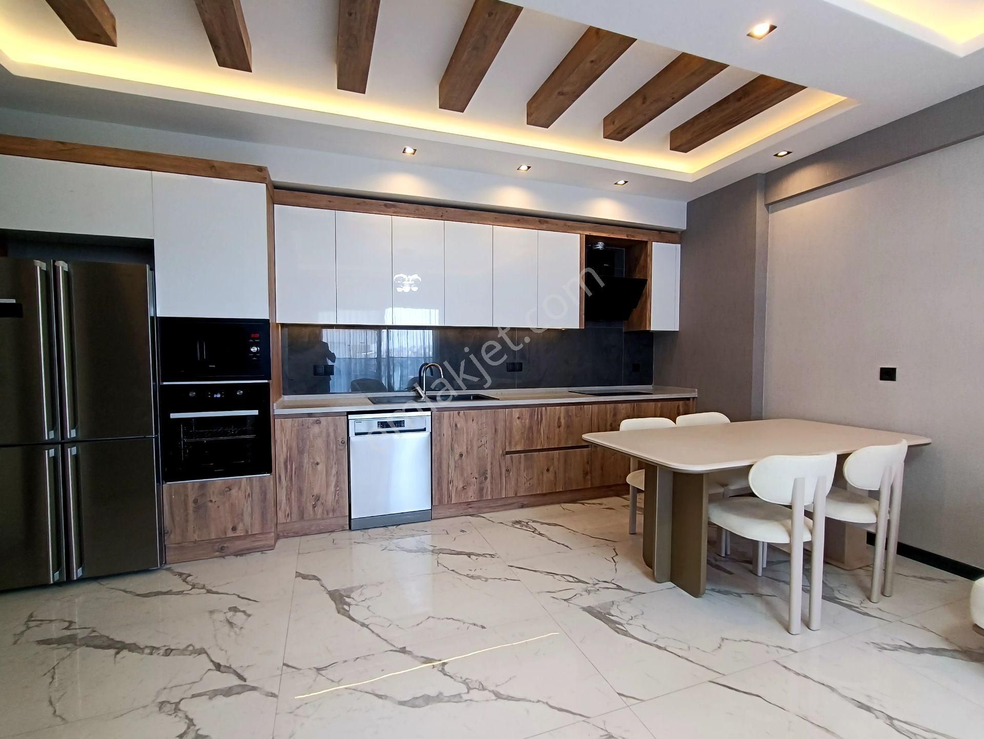 Kuşadası’nda Özel Havuzlu, Kapalı Otoparklı Sitede 3+1 Daire… - Görsel 4