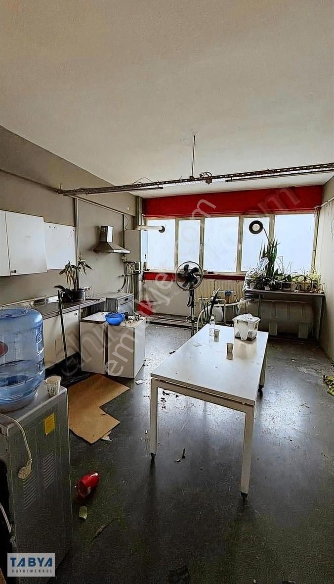 Sanayi Mah. Metro İstasyonu Karşısı 1.000 M2 İmalathane - Görsel 11