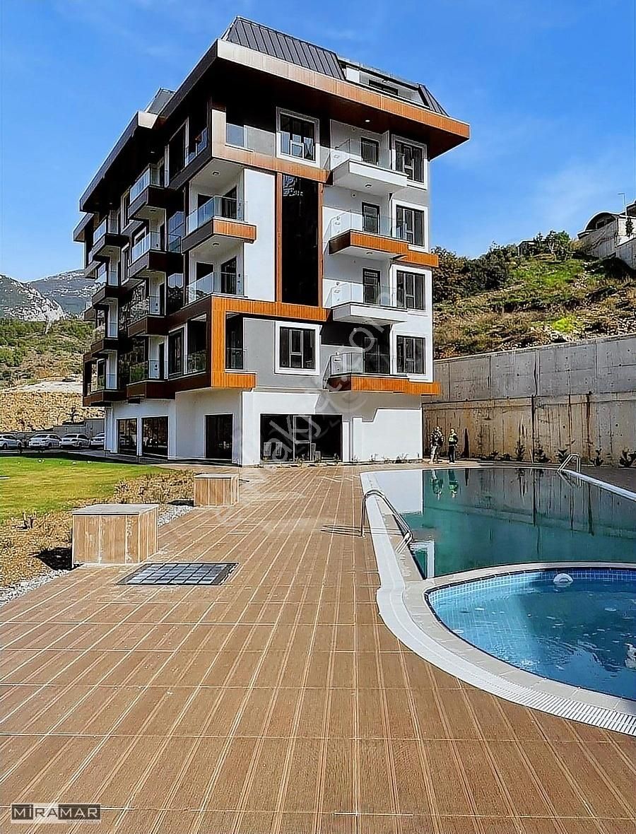 Alanya Kargıcak Satılık Daire Alanya Gold City Golf Aqua Racidance 1+1 Lüx Sıfır Daire