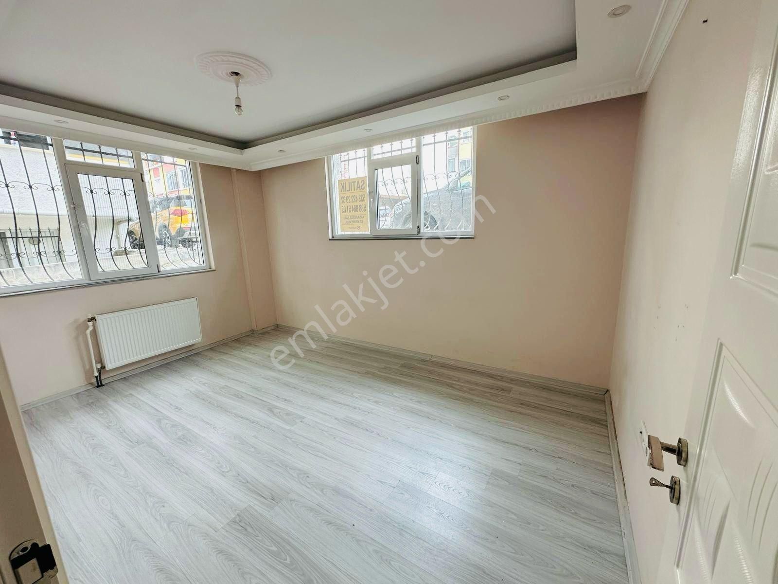 Başakşehir Güvercintepe Satılık Daire 2+1 80 M2 Satılık Bahçe Katı İskanlı Kombili