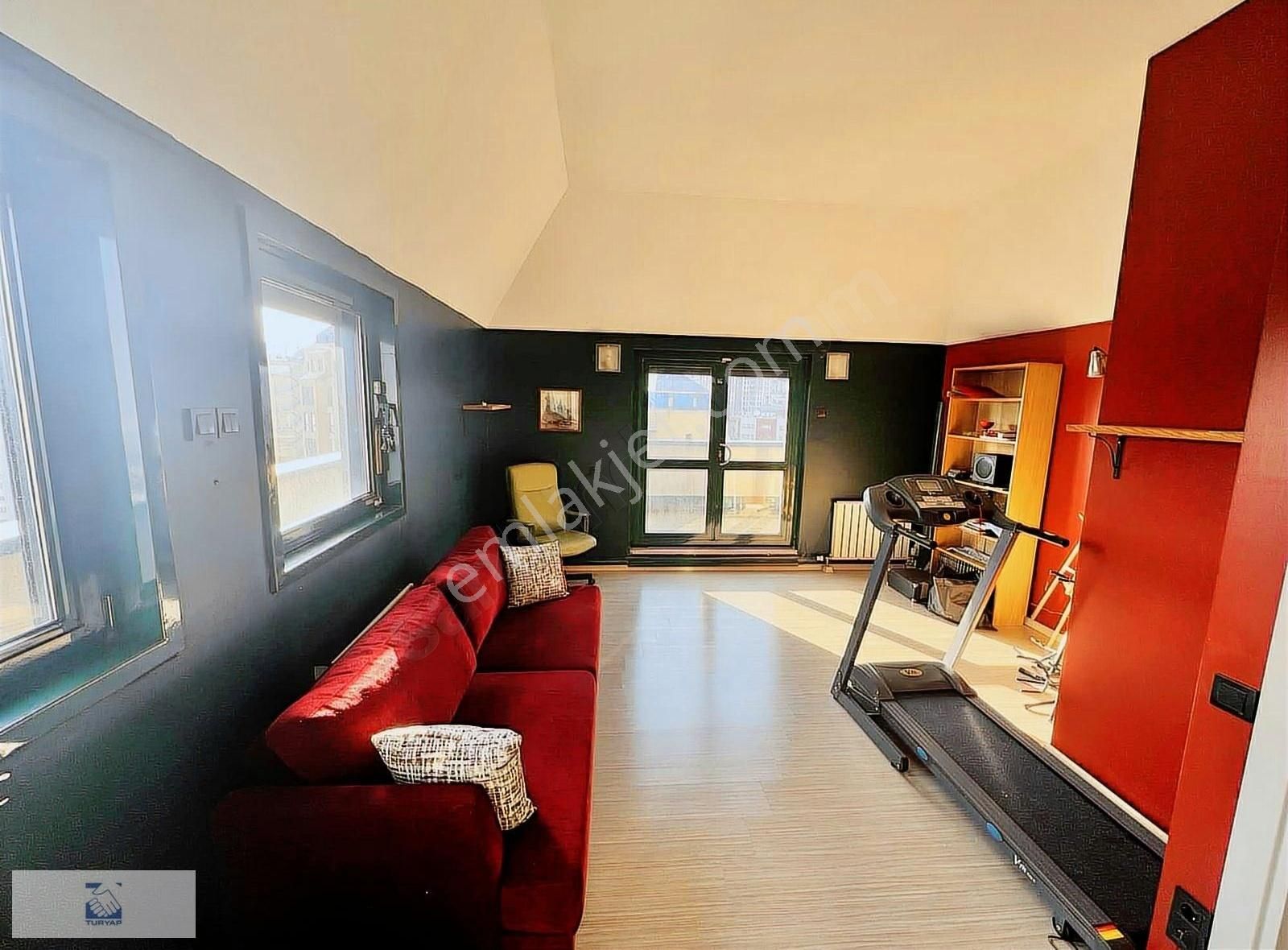 Bahçeşehir Tortum'da Tripleks, Teraslı 4+1 Satılık Daire - Görsel 2