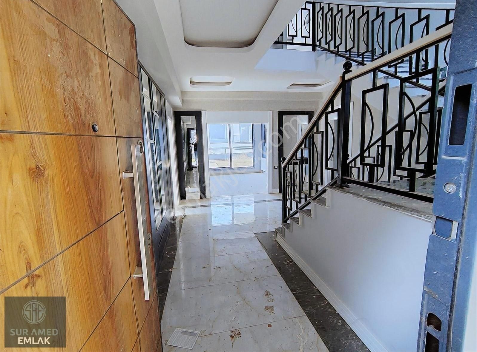 Sur Yukarıkılıçtaşı Satılık Villa Sur Amed Emlaktan Cesur Nirvana Villalari 6+1 Satılık Lüx Villa