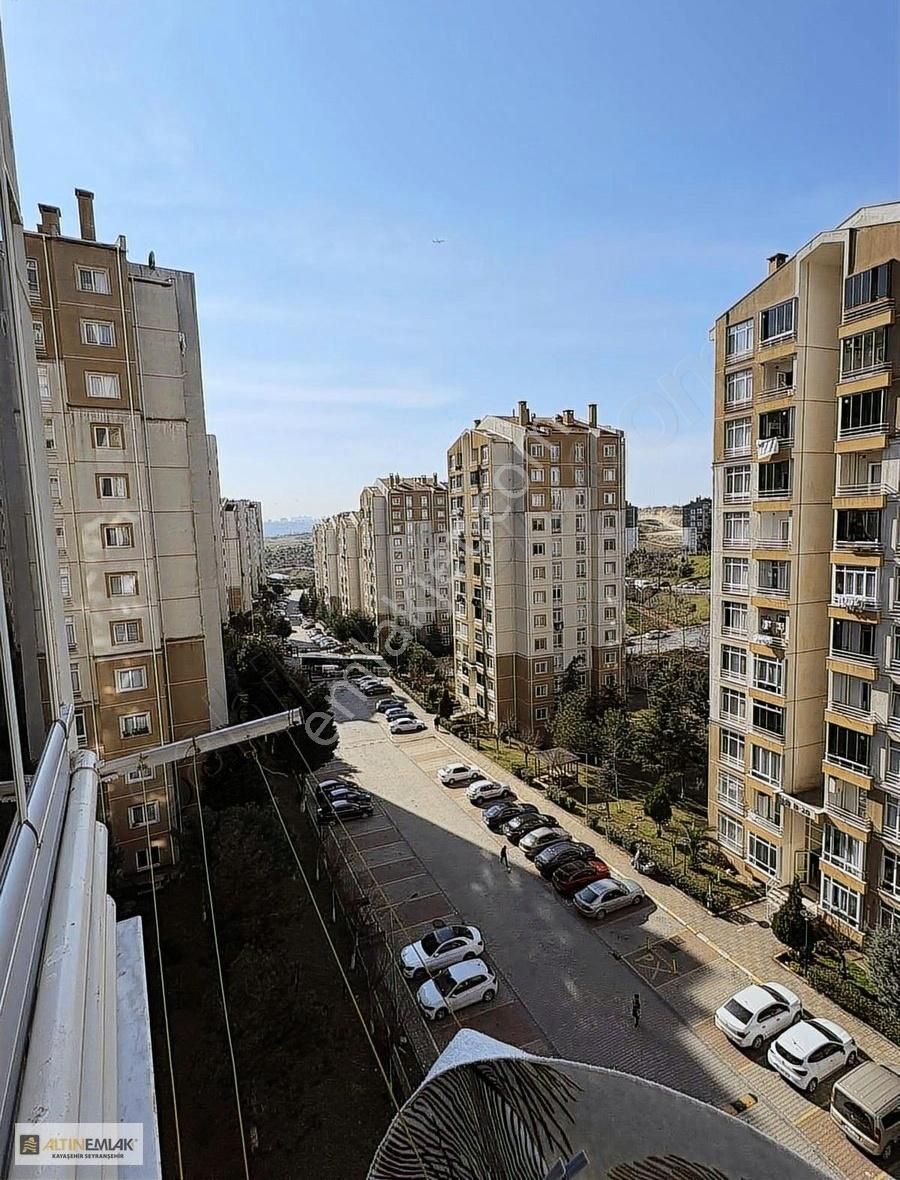 Başakşehir Kayabaşı Satılık Daire Kayaşehir 3.bölge 75m2 Full Tadilatlı 2+1 Satılık Daire