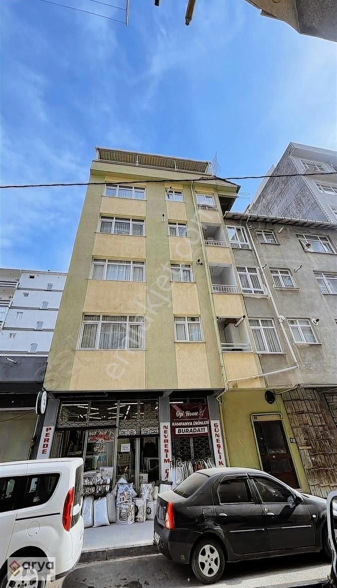 Pendik Çamçeşme Satılık Dükkan & Mağaza Çamçeşme'de Merkezi Lokasyonda Satılık 65 M2 Dükkan