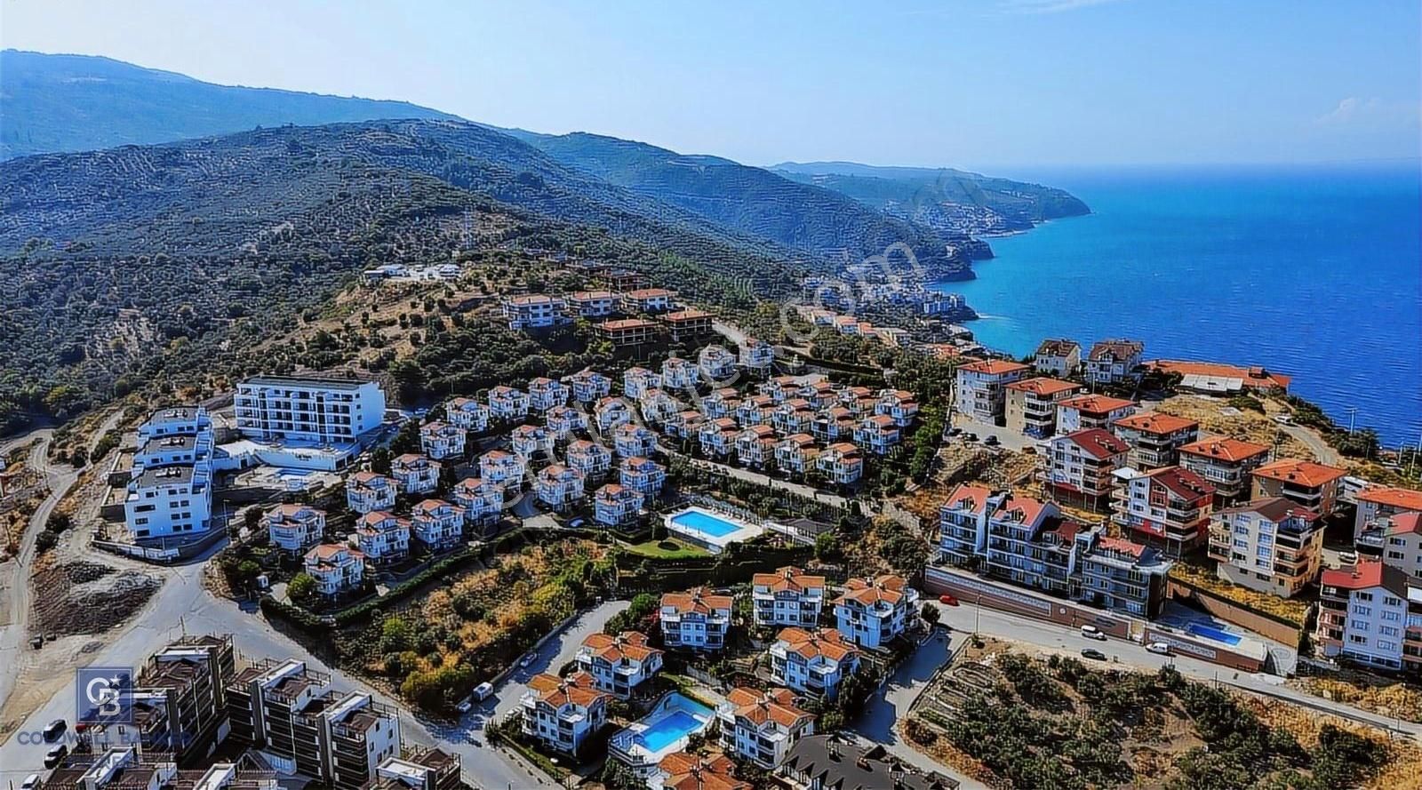 Mudanya Halitpaşa Satılık Villa Mudanya'da Deniz Manzaralı Eşyalı 4+2 Satılık Lüks Villa Fırsatı