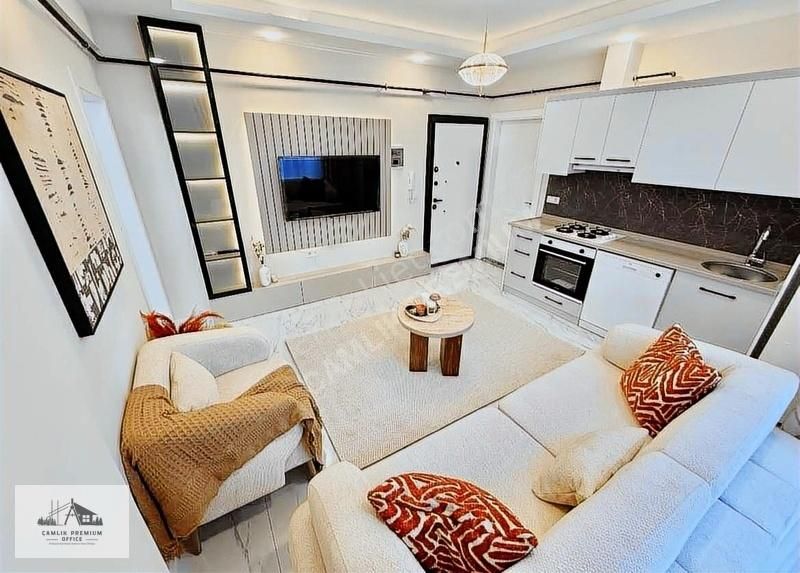 Asmalıevler'de Satılık 1+1 Lüks Eşyalı Sıfır Daire - Görsel 3