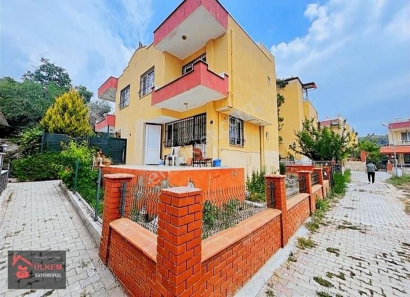 Kuşadası Bayraklıdede Satılık Villa Kuşadası Satılık Deniz Manzaralı Havuzlu Villa