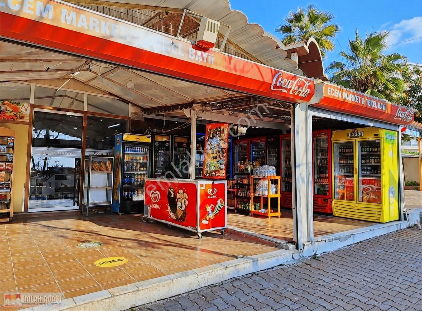 Kuşadası İkiçeşmelik Devren Dükkan & Mağaza Kuşadası İşlek Cadde Üstünde Devren Kiralık Market