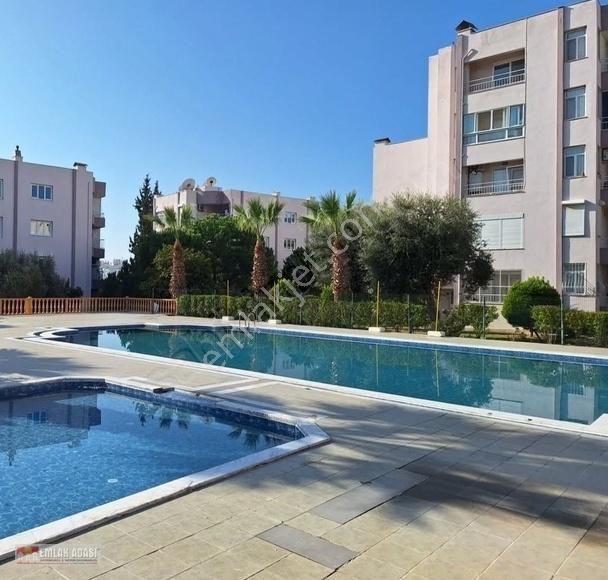 Kuşadası Ege Kiralık Daire Kuşadası Ege Mahallesi Merkezi Konumda 3+1 Kiralık Daire