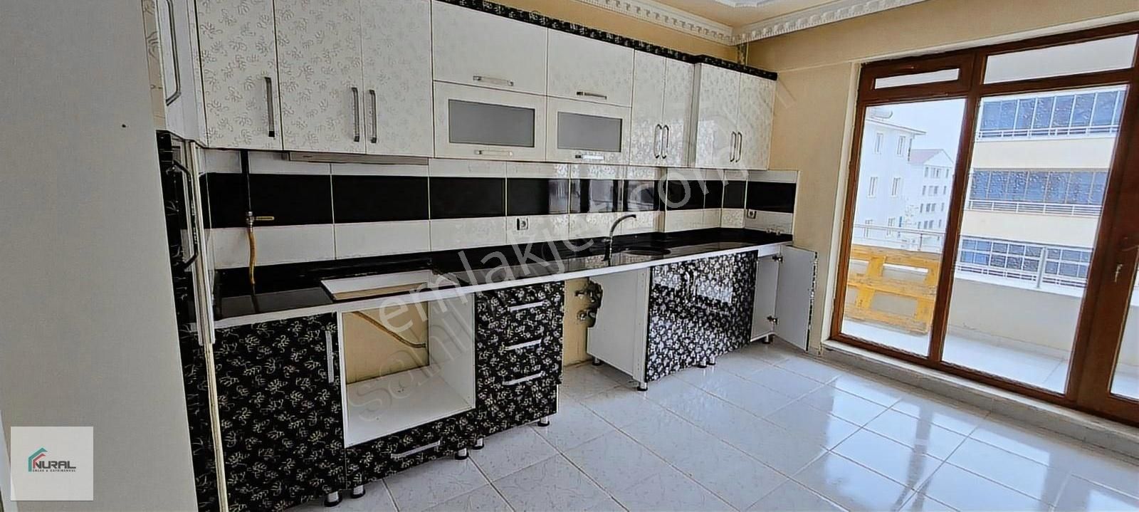 Tunceli Merkez Cumhuriyet Kiralık Daire 3+1 Doğalgazlı Geniş Kiralık Daire