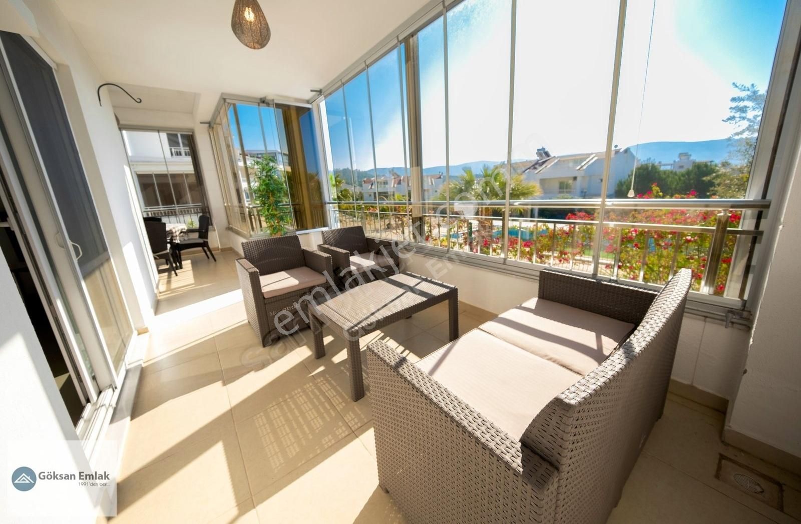 Akbük Merkezde Satılık Full Eşyalı Havuzlu 2+1 Daire - Görsel 4