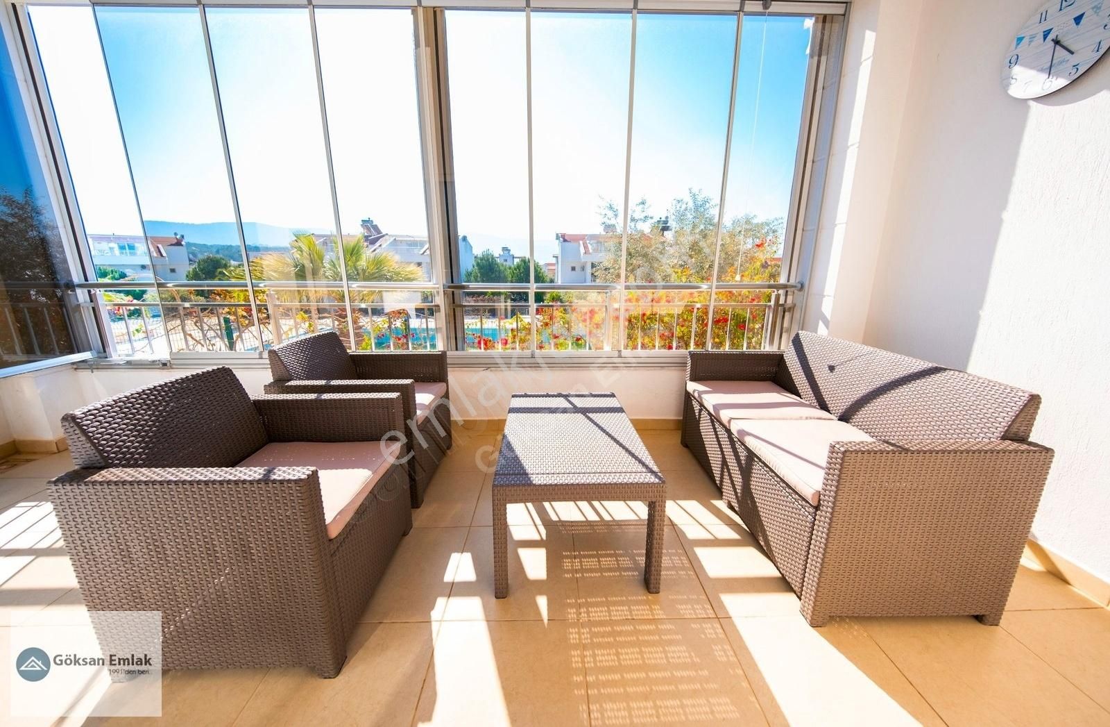 Akbük Merkezde Satılık Full Eşyalı Havuzlu 2+1 Daire - Görsel 2