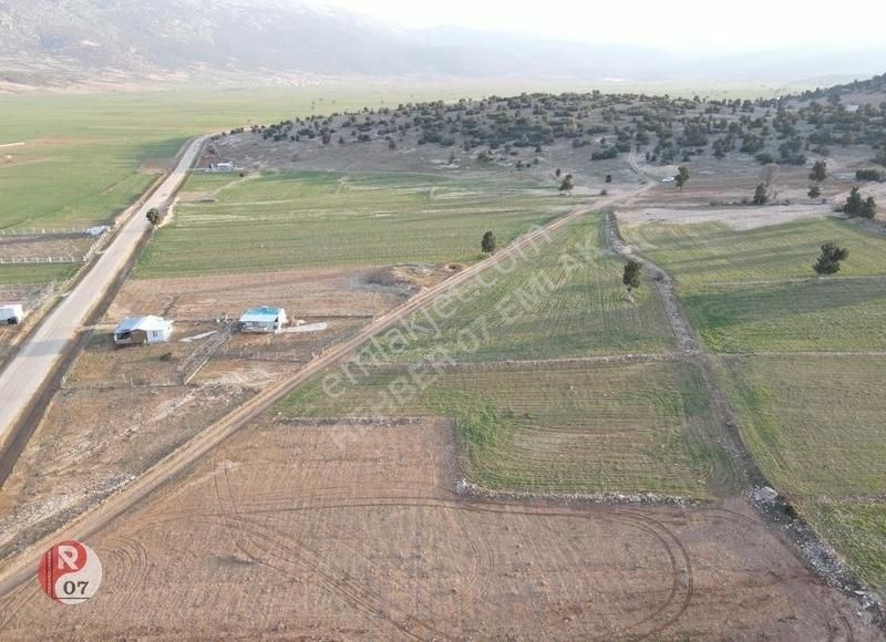 Antalya Korkuteli Beğiş Susuz'unda Satılık 3.545m2 Tarla - Görsel 2