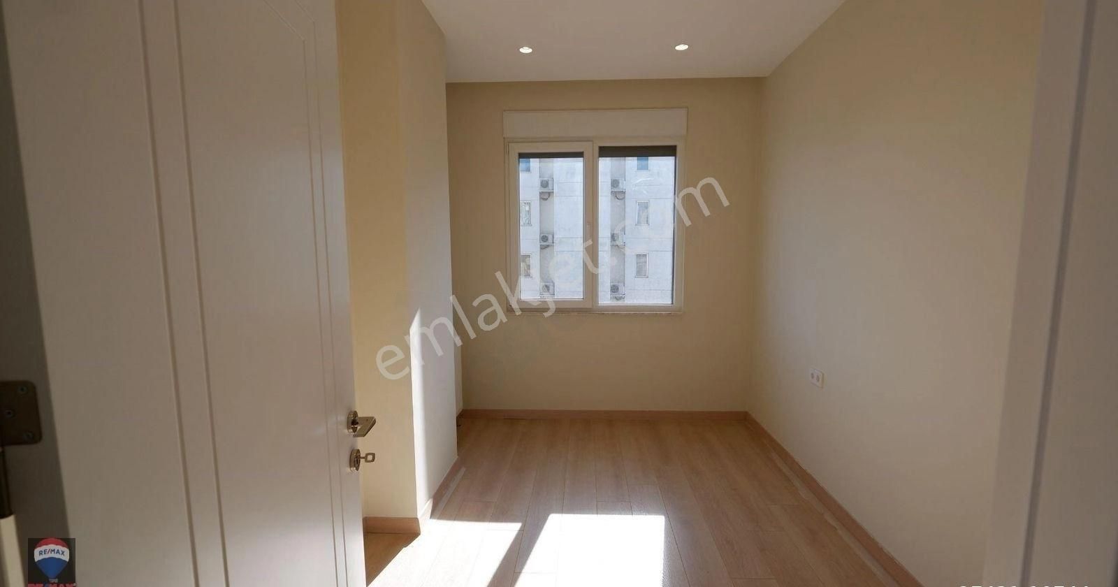 Suadiye'de Kısmi Deniz Manzaralı Satılık 2+1 Daire 105 M2 - Görsel 4