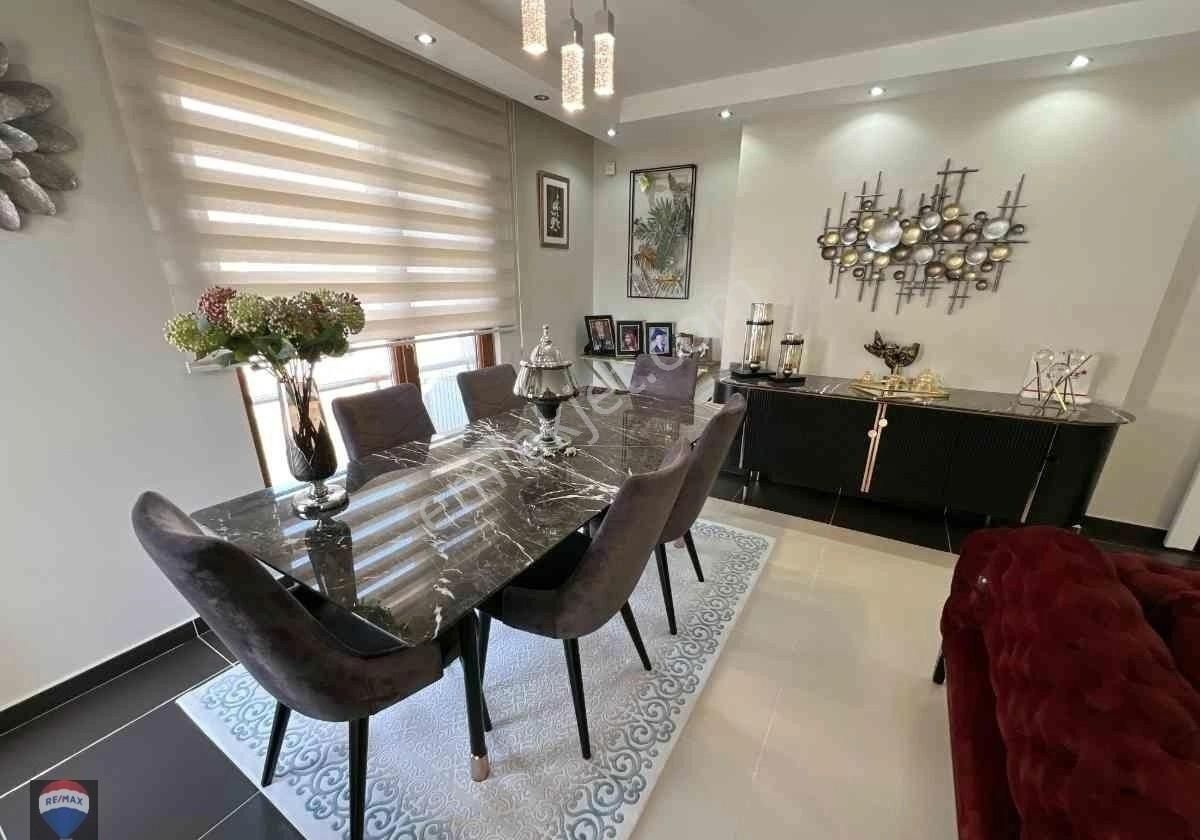 Çınar'da Özel Dekorasyonlu 3+2 Manzaralı Dubleks - Görsel 40