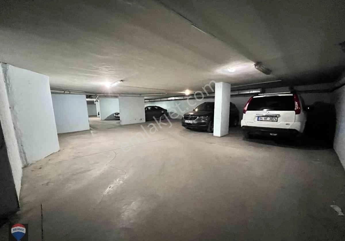 Çınar'da Özel Dekorasyonlu 3+2 Manzaralı Dubleks - Görsel 10