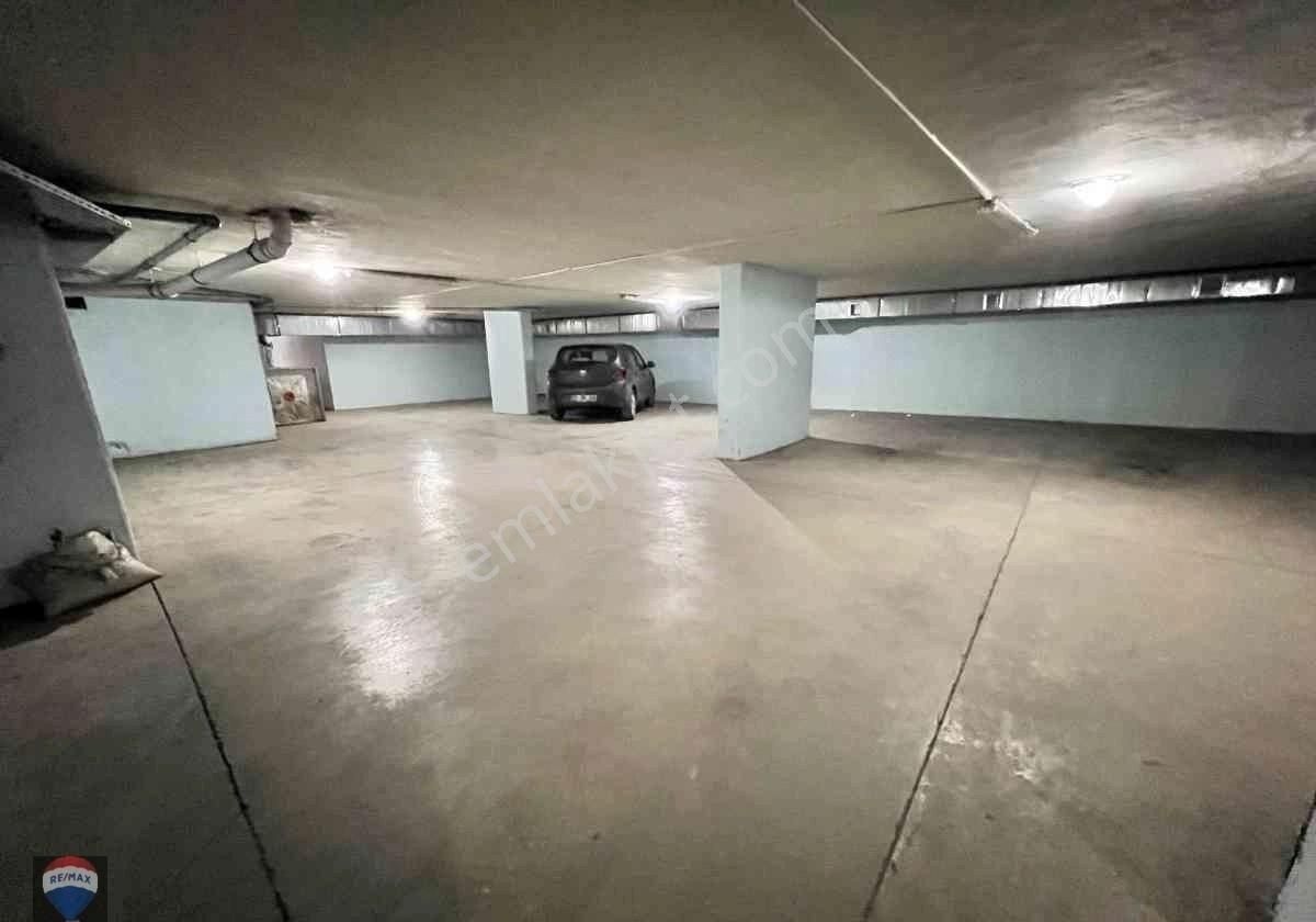 Çınar'da Özel Dekorasyonlu 3+2 Manzaralı Dubleks - Görsel 9