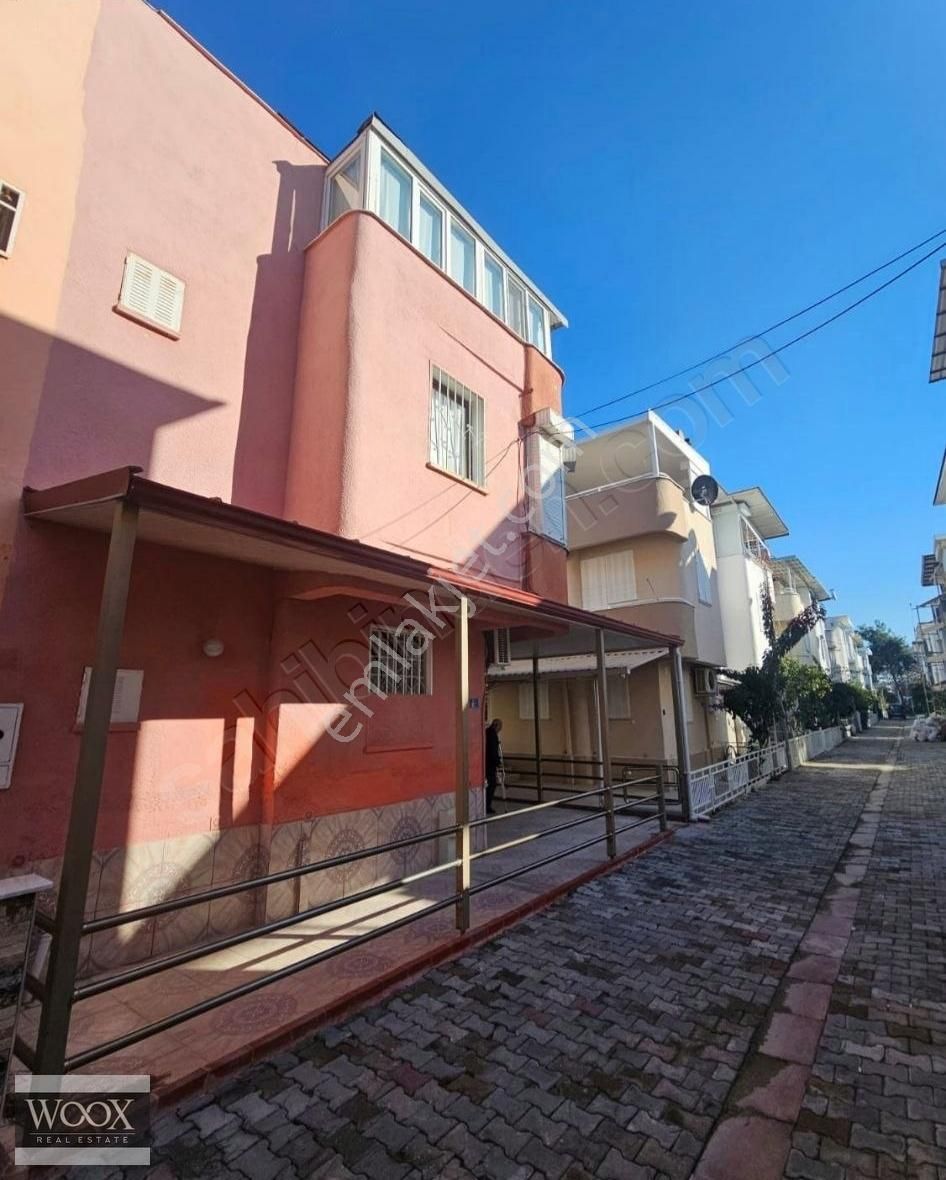 Kuşadası Karaova Satılık Villa Kuşadası Avm Ve Denize Yürüme Mesafesinde Masrafsız Kaçmaz Villa