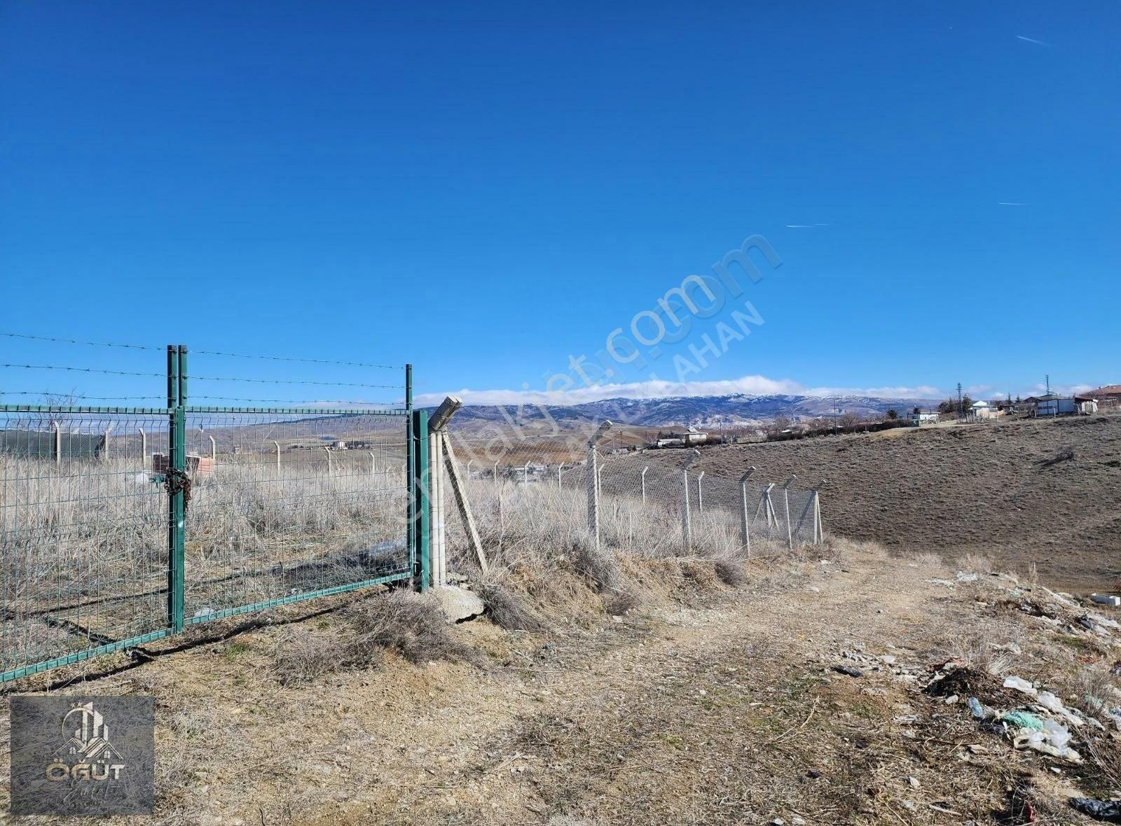 Karşıyakada Etrafı Çevrili Manzaralı Köşe Tek Tapu Arsa..... - Görsel 15