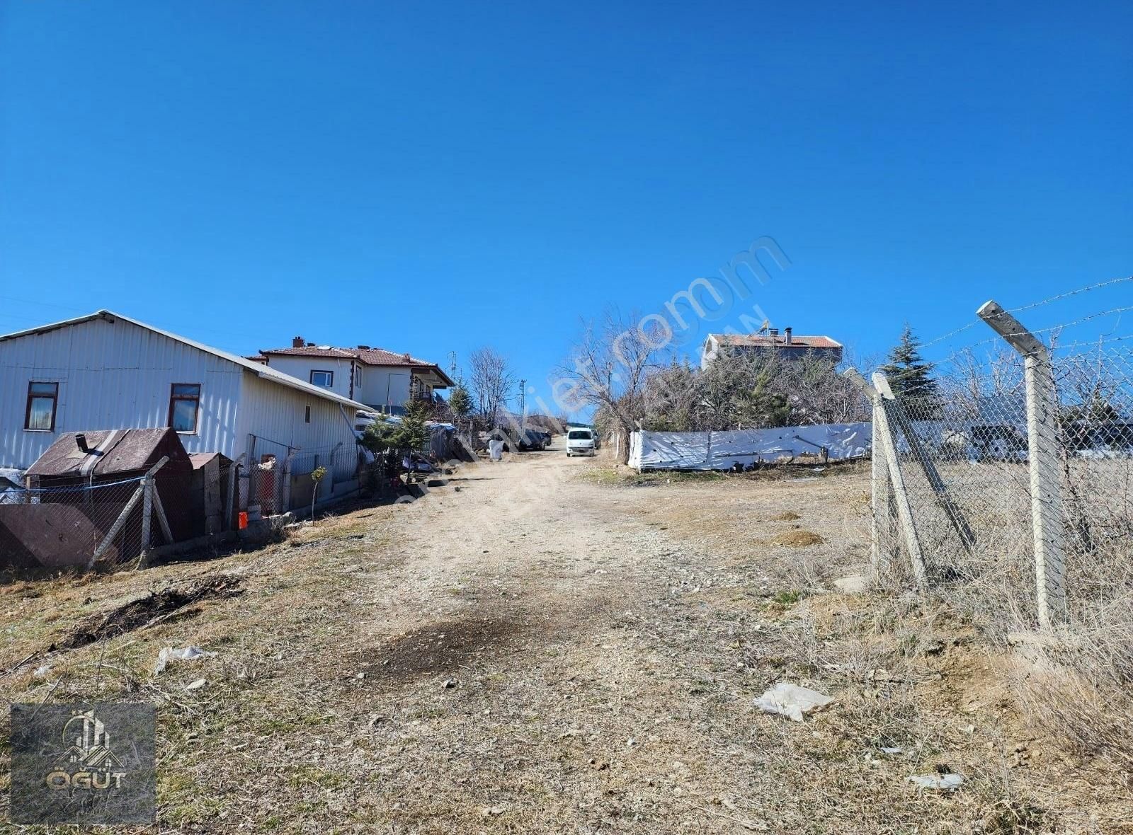 Karşıyakada Etrafı Çevrili Manzaralı Köşe Tek Tapu Arsa..... - Görsel 13