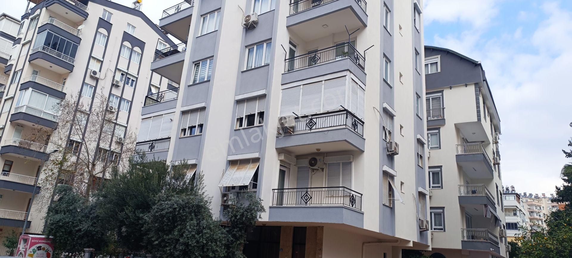 Muratpaşa Bayındır Kiralık Daire Bayındırda 3+1 150m2 2.kat Asansörlü Doğlagazlı Klimalı