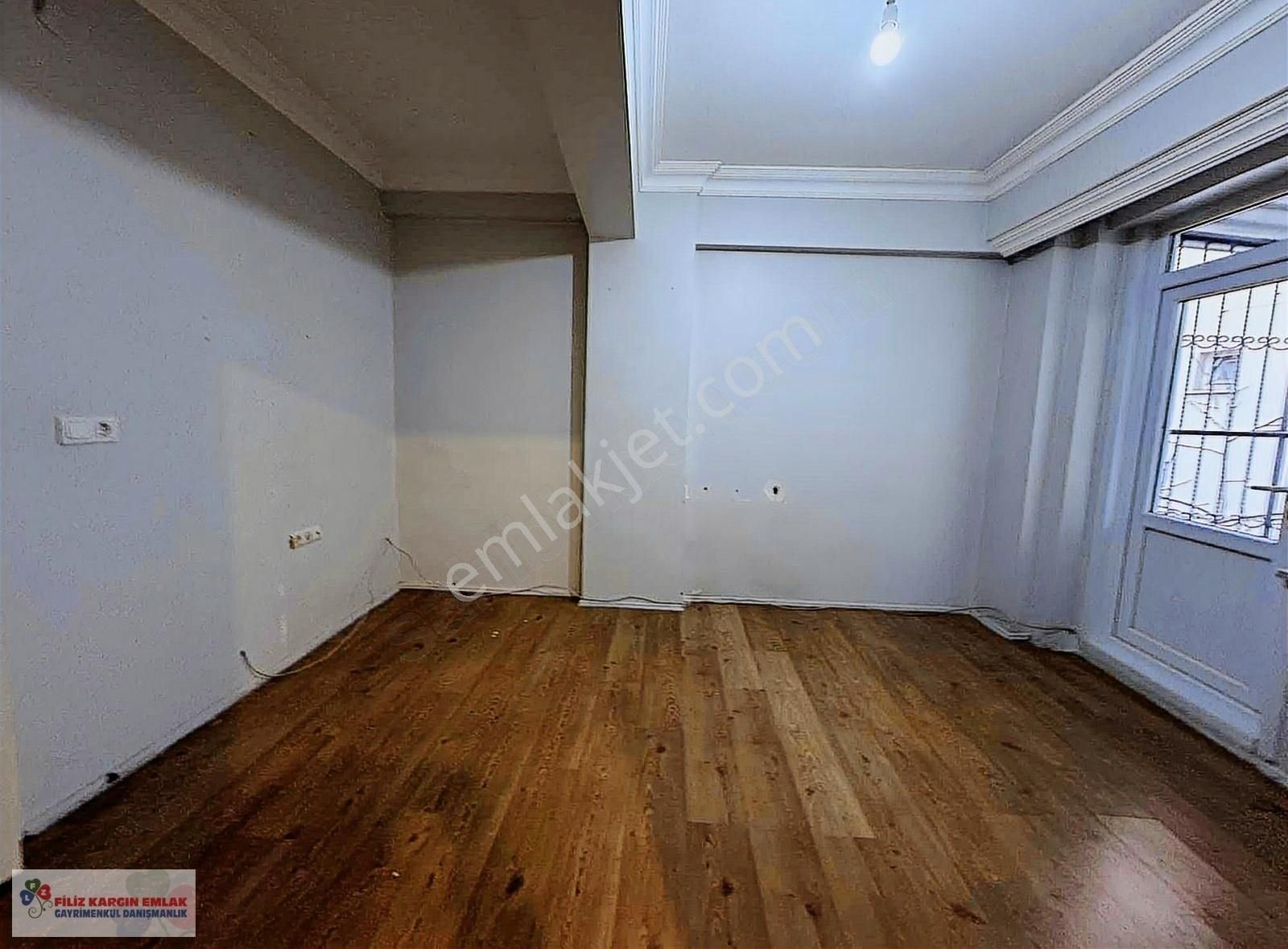 Bağcılar Fevzi Çakmak Kiralık Daire Filiz Emlaktan Bağcılar Fevzi Çakmak Mah.1+1 75m2 Kiralık Daire