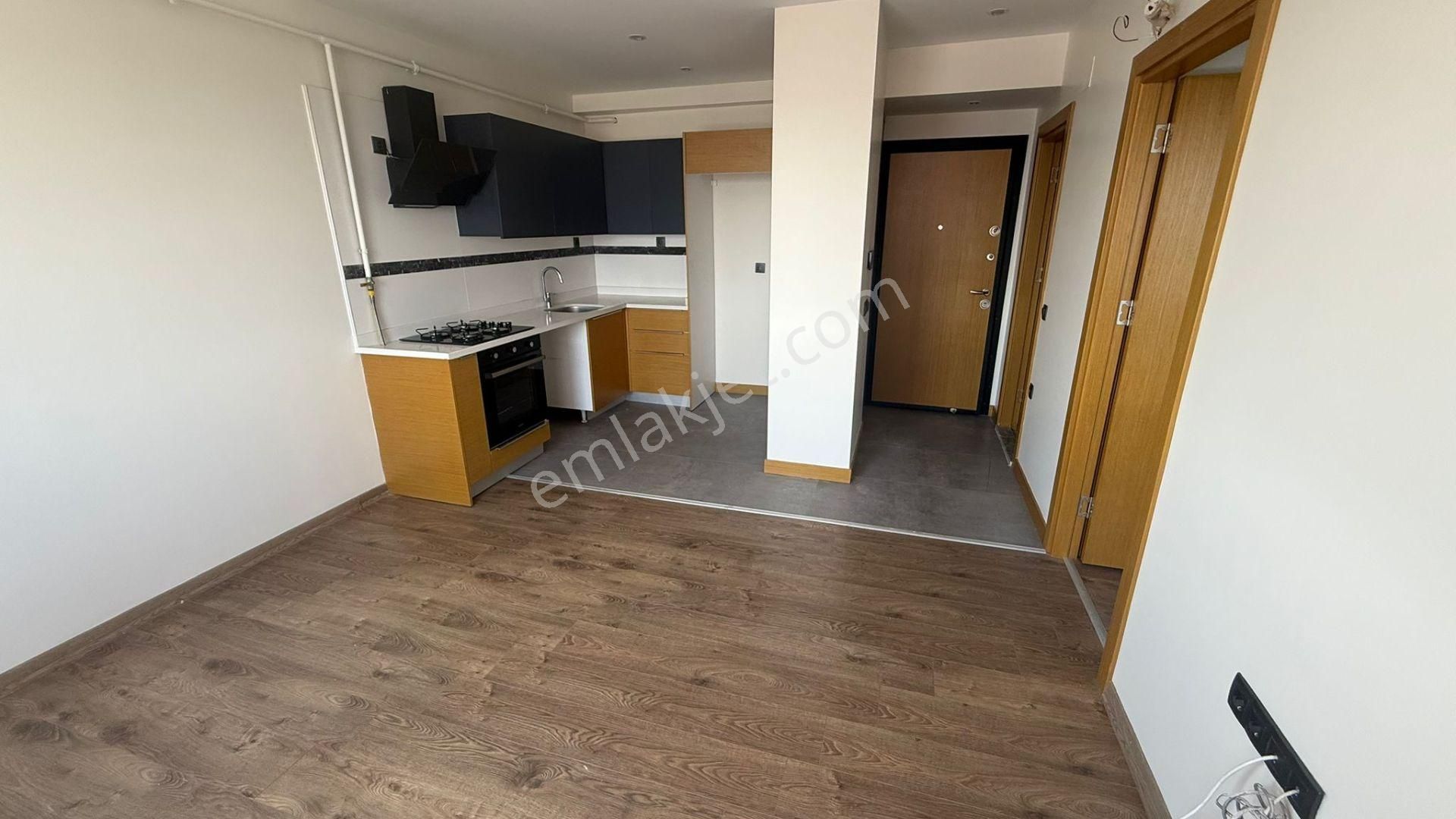 Zorlu Gayrimenkul'den Cemalpaşa Mah'de 1+1 Aylık Kiralık Donanımlı Daire - Görsel 18