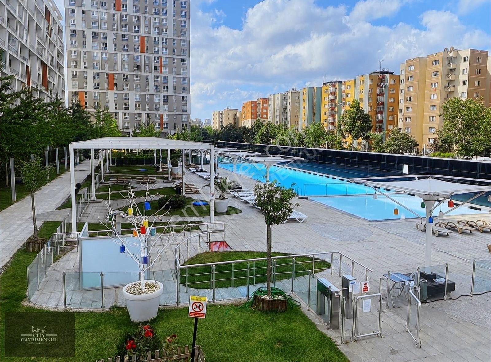 Küçükçekmece Atakent Satılık Daire Atakent Soyak Park Aparts 3+1 Satılık 118m2 Daire