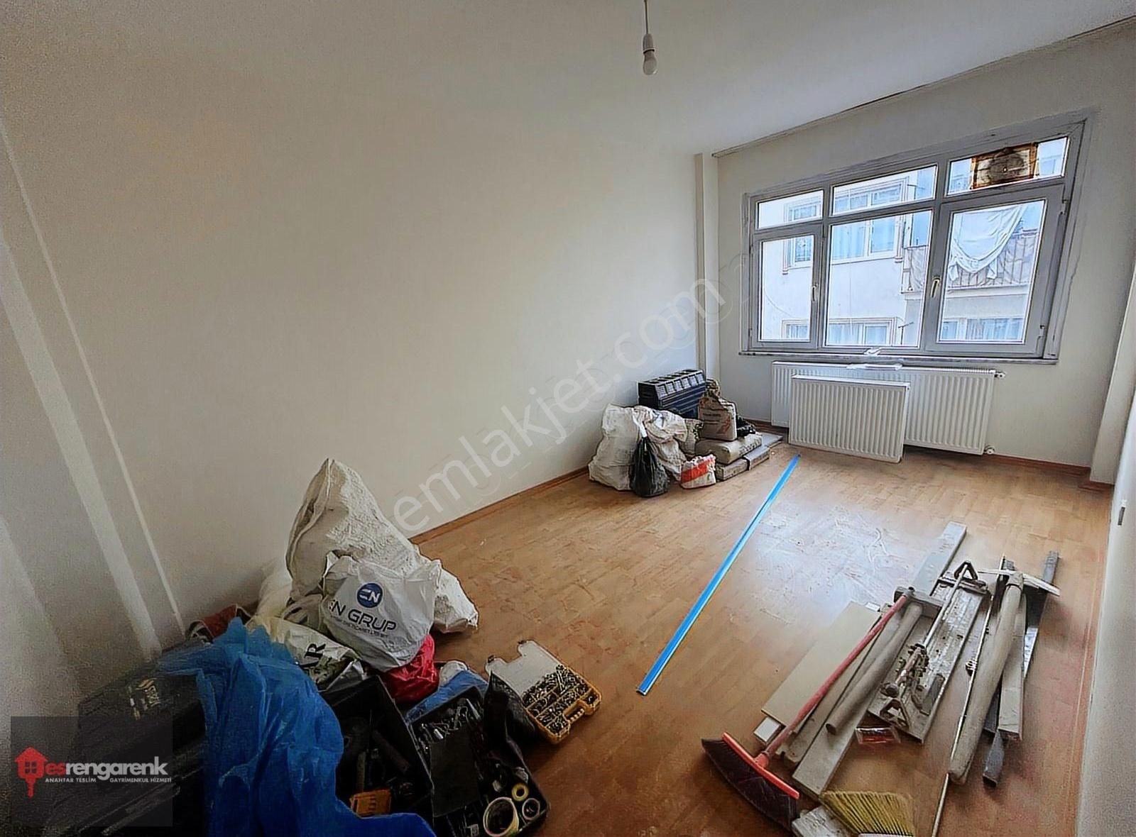 Beyoğlu Kadımehmet Efendi Kiralık Daire 2835 Rengarenk Ten Masrafsız 2.kat 2+1 65m2 Kiralık Daire