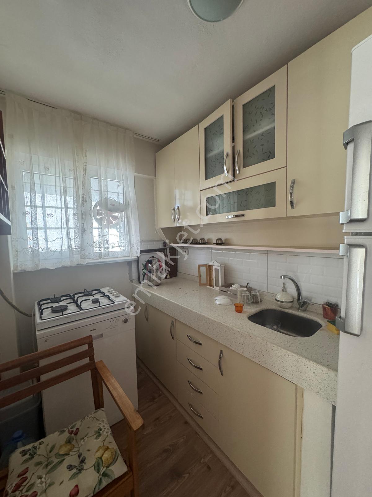 2+1 Masrafsız Merkezi Konumda Marmara 7 Sitesi Denize 100 M Fırsat Daire - Görsel 7
