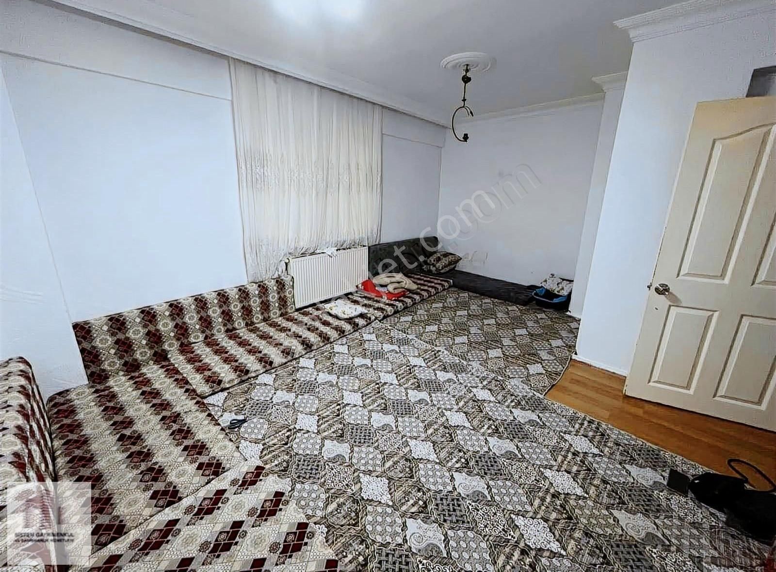 Sistemden M.akifte 2+1 Merkezi Konumda 100m2 Tek Daire Bahçe Kat