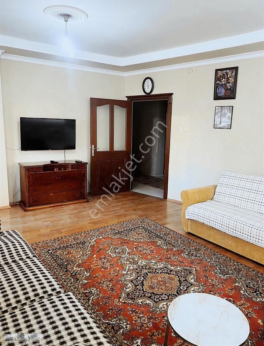 Yenişehir Menteş Kiralık Daire Menteş'te Gerçek 4+1 Her Kat Tek Daire. Eşsiz Konum. Kaçırma.