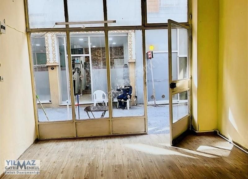 Aliağa Merkez'de İzmir Caddesi Yanı Kiralık Dükkan - Görsel 2