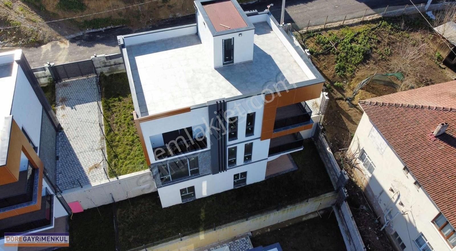 Serdivan Selahiye Satılık Villa Serdivan Selahiye Girişinde Site İçi 6+1 Bağımsız Lüks Villa