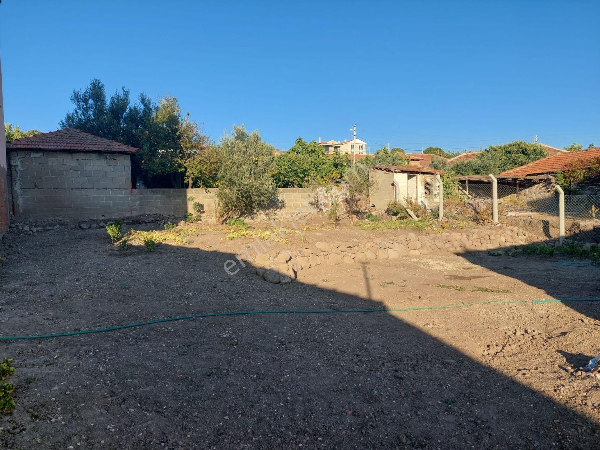 Dikili Güven Emlak'tan İslamlar Köyü İçerisinde Satılık Villa İmarlı Arsa - Görsel 3