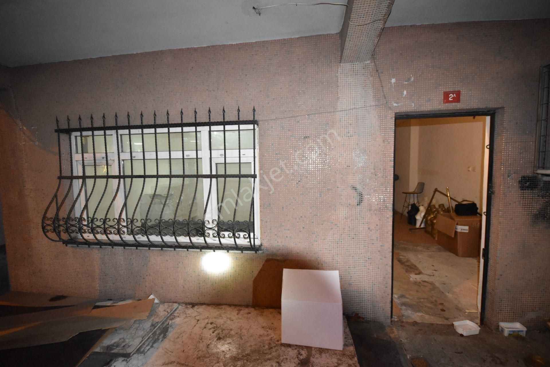 Erva Emlak'tan Sefaköy Merkez'de 60m2 Düz Ayak Kiralık İş Yeri - Görsel 13