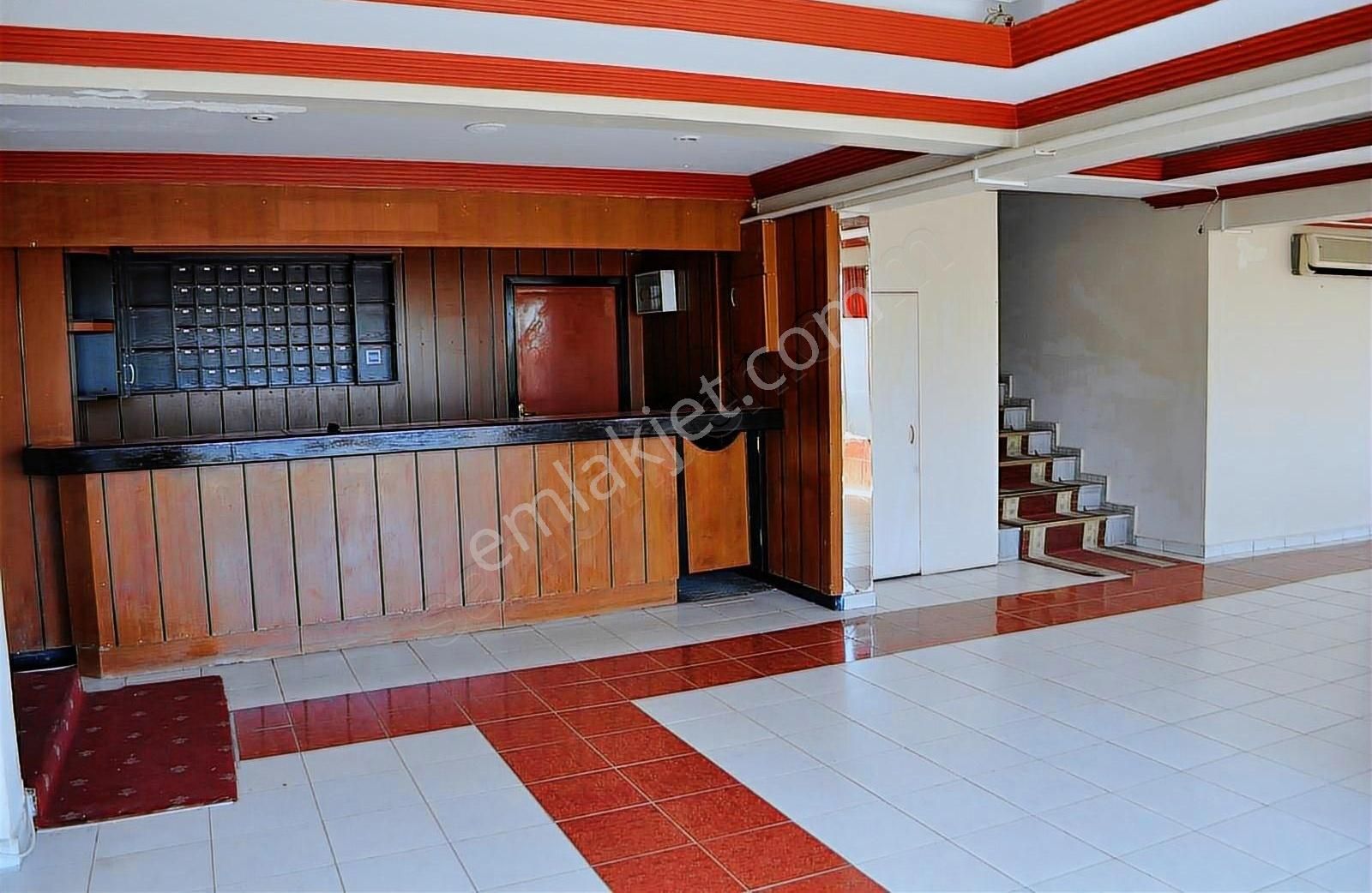 Büyükçekmece Celaliye De E-5e Sıfır Ful Deniz Manzaralı Otel - Görsel 2