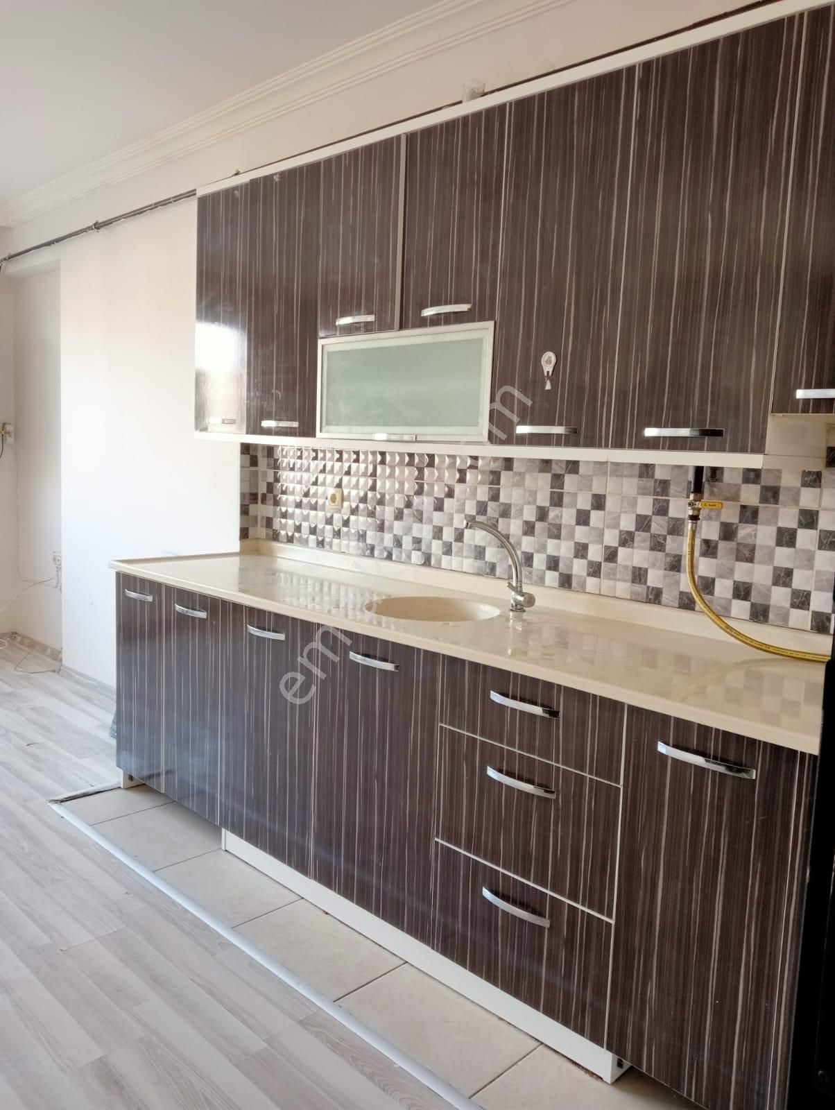 Tokat Tapu - Kadastro - Adliye Yakınlarında 1+1.5 Aboneleri Açık