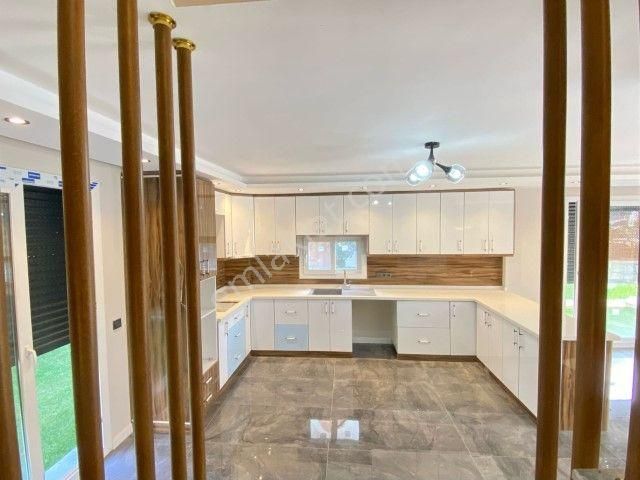 Seferihisarda Sıfır 3+1 Satılık Lüks Müstakil Villa - Görsel 20