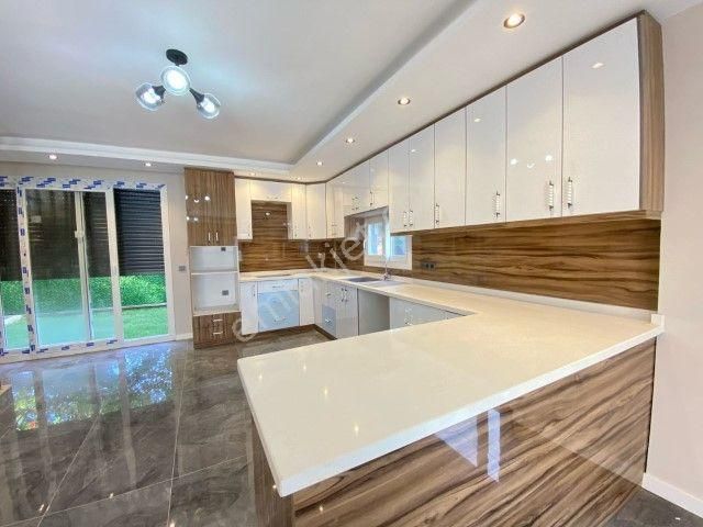 Seferihisarda Sıfır 3+1 Satılık Lüks Müstakil Villa - Görsel 19