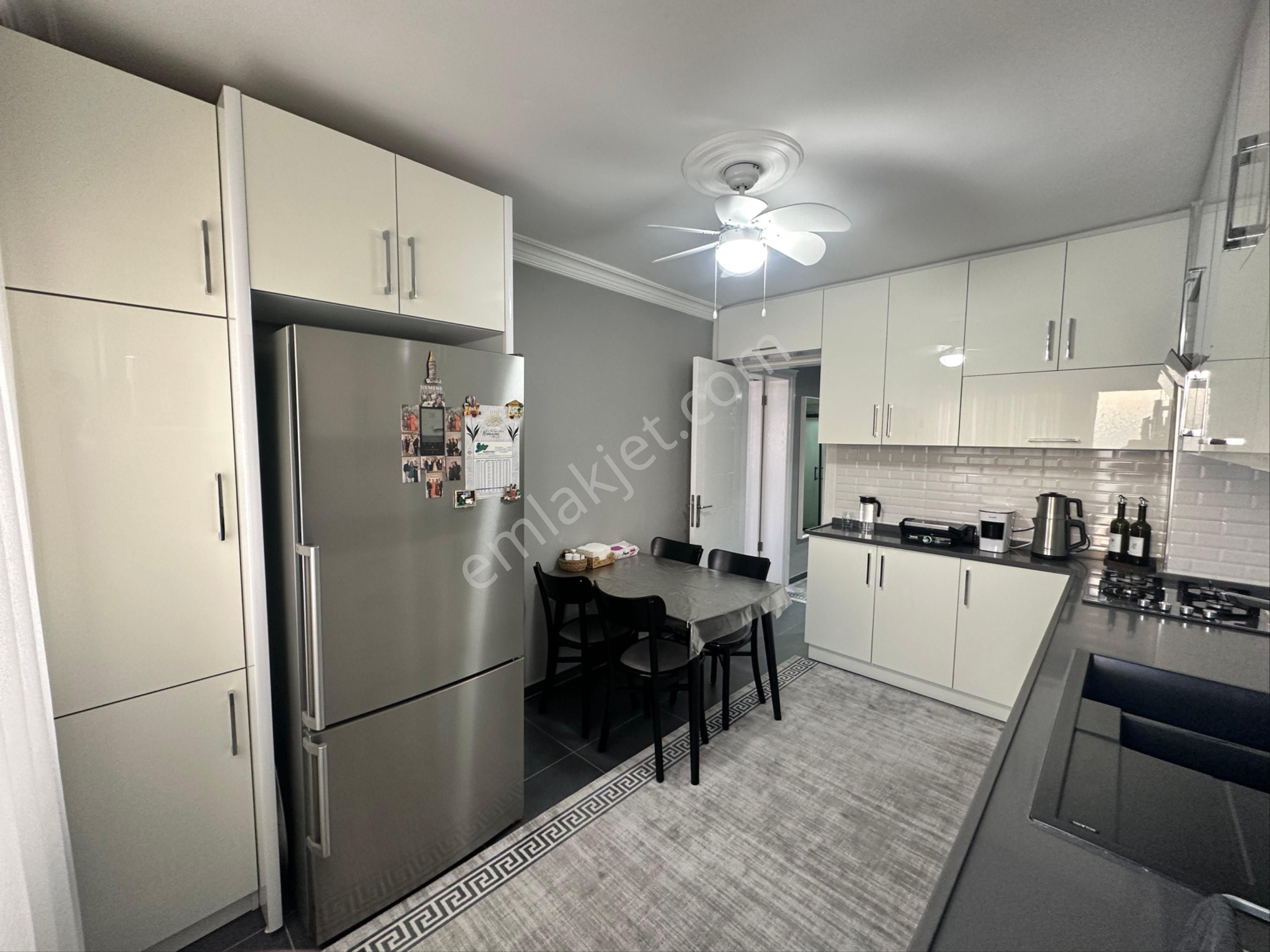 Kızılay Mahallesinde 2+1 Manzaralı Köşe Konumda Ara Kat Daire - Görsel 19