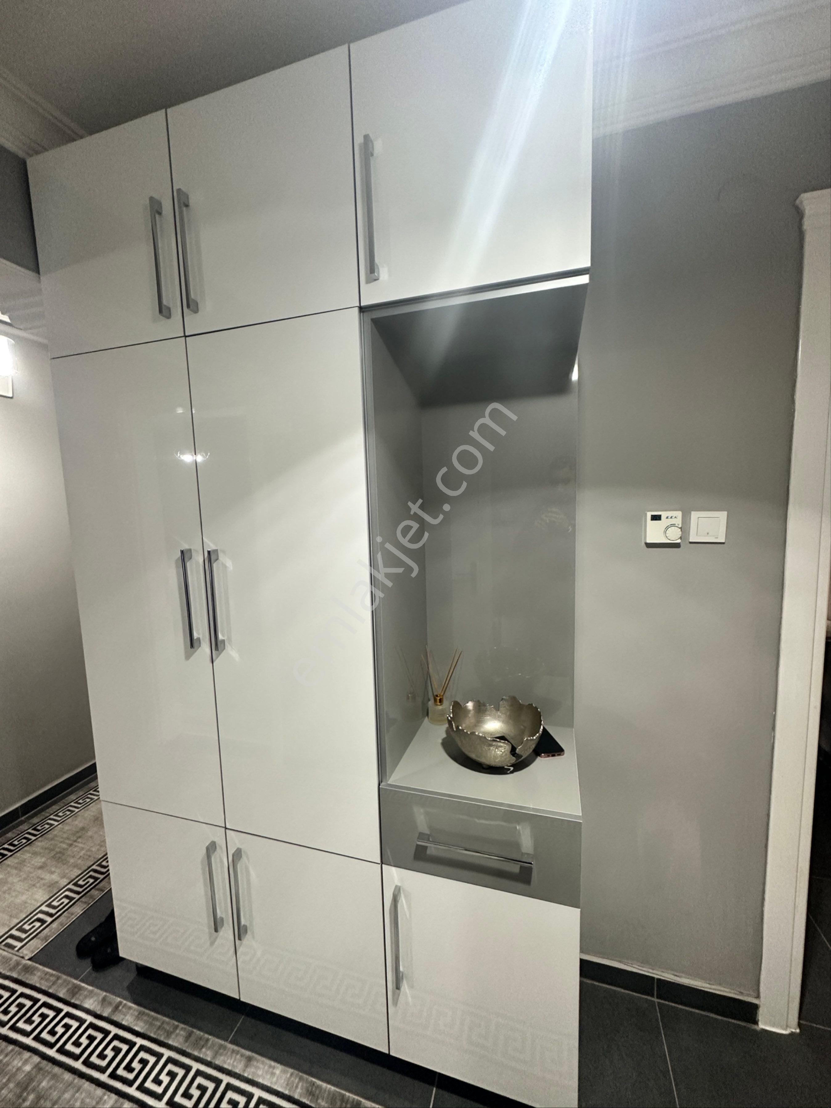 Kızılay Mahallesinde 2+1 Manzaralı Köşe Konumda Ara Kat Daire - Görsel 15