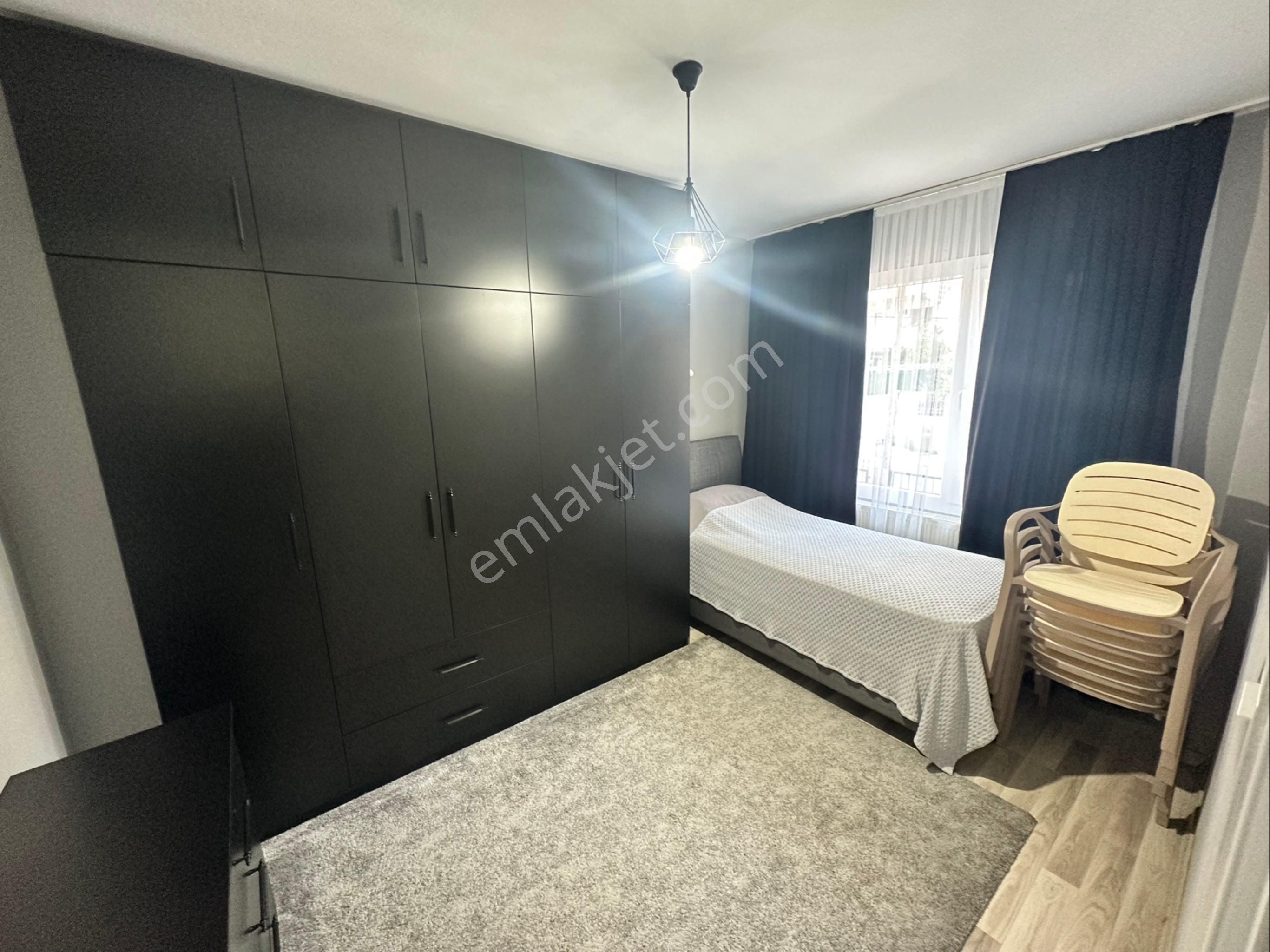 Kızılay Mahallesinde 2+1 Manzaralı Köşe Konumda Ara Kat Daire - Görsel 11