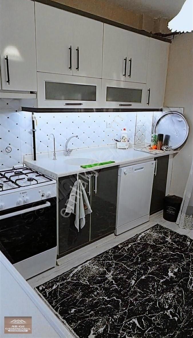 Söke Çeltikçi Satılık Daire 110 M2 Kapalı Mutfak Doğalgazlı Daire