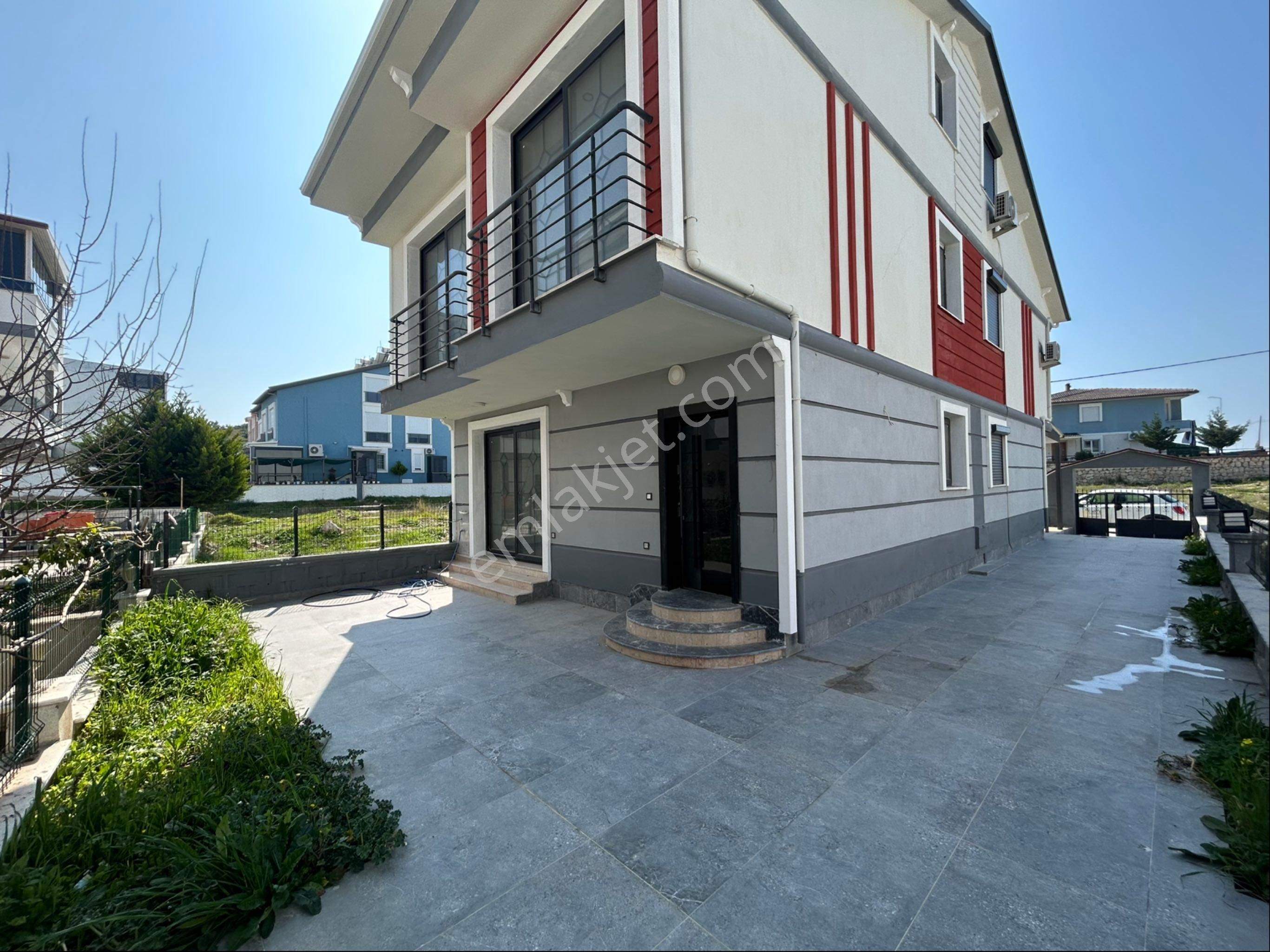 Didim Hisar Satılık Villa Didimde 4+1 Tripleks Villa