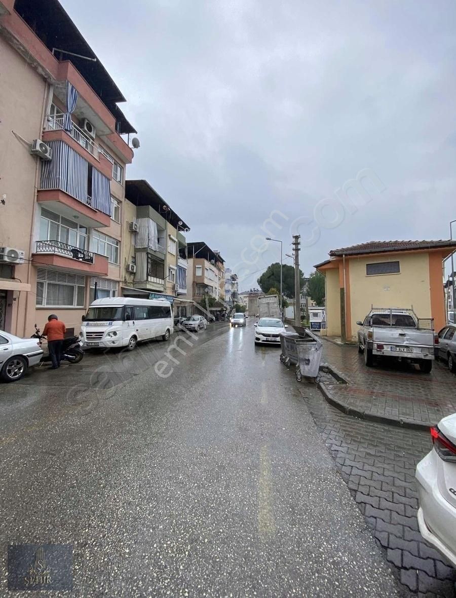 Nazilli Aydoğdu Satılık Daire ***şehir'den***aydoğdu Mh. Salı Pazarı Caddesi 3+1 120m2 Daire**